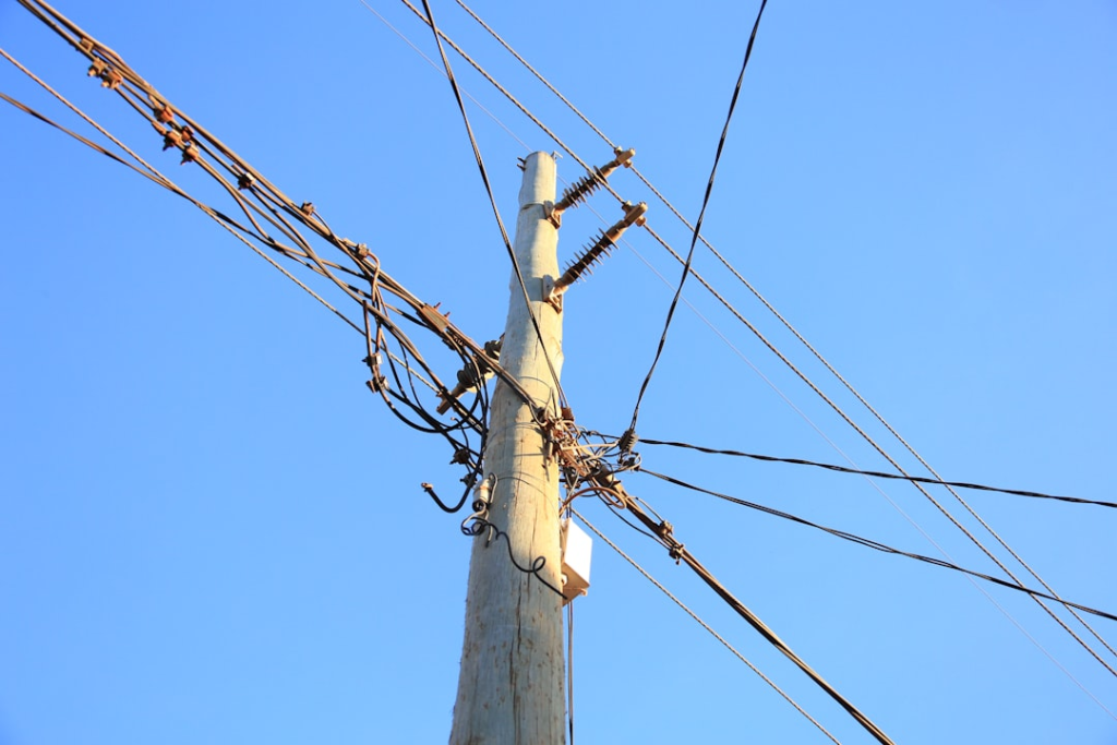gray electric post